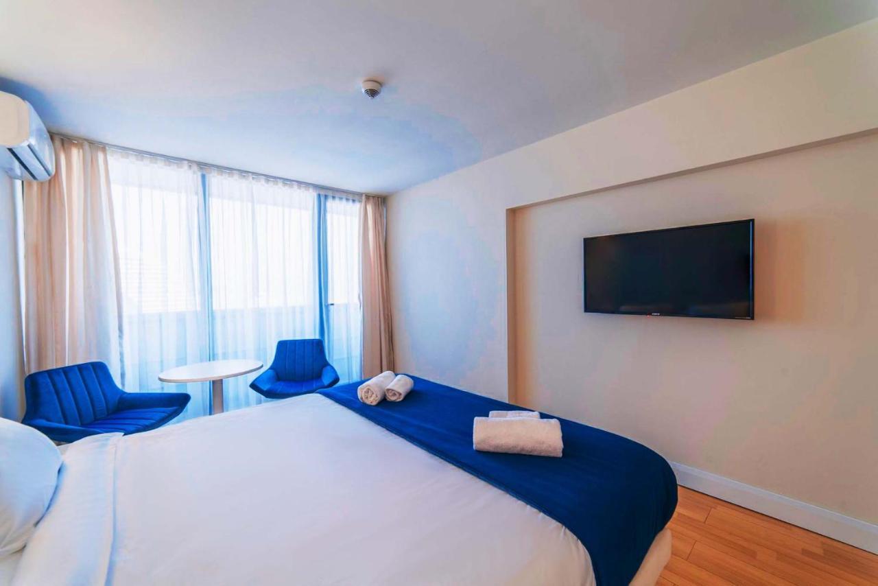 Elegance Sea View Aparthotel In Orbi City บาทูมิ ภายนอก รูปภาพ