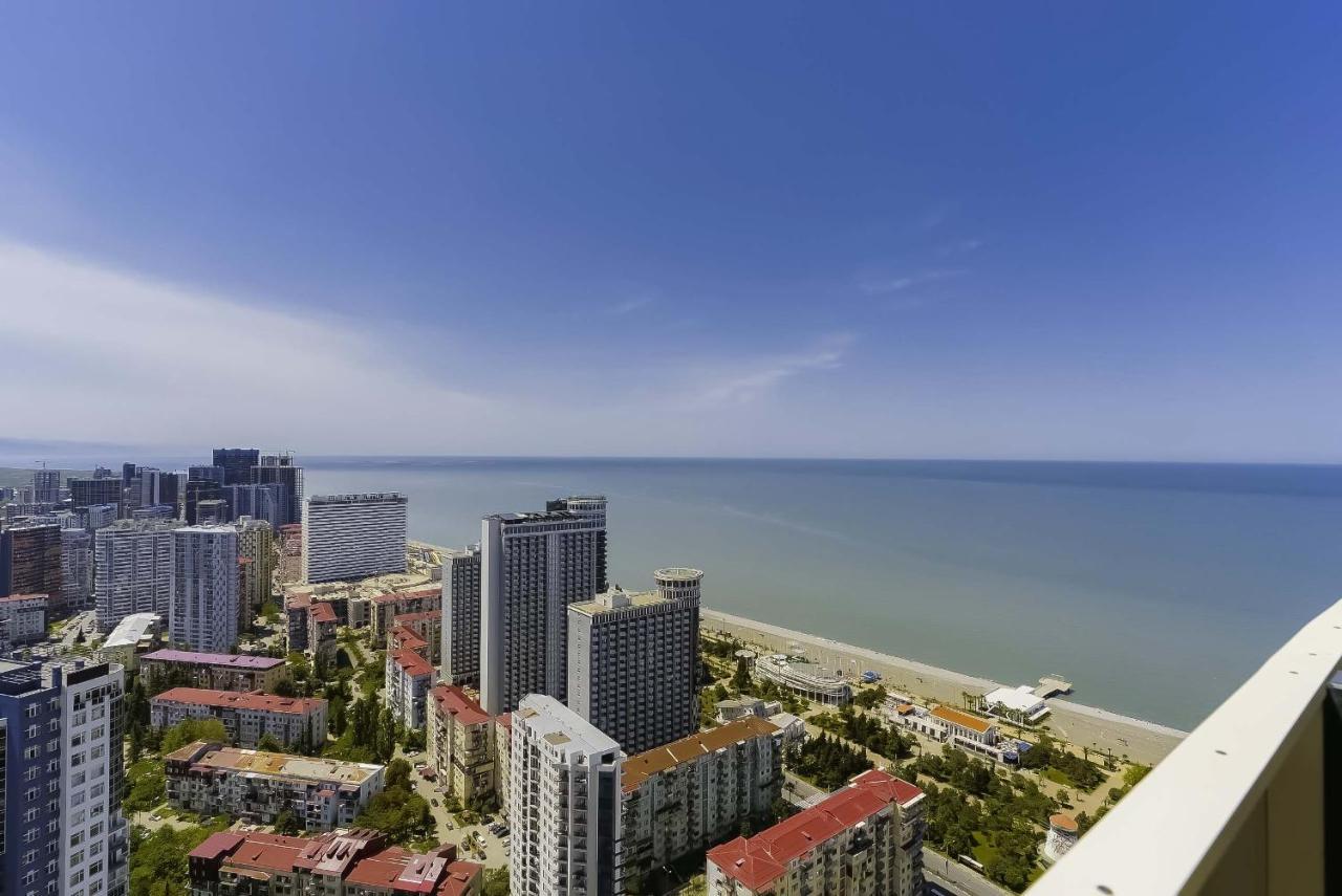 Elegance Sea View Aparthotel In Orbi City บาทูมิ ภายนอก รูปภาพ