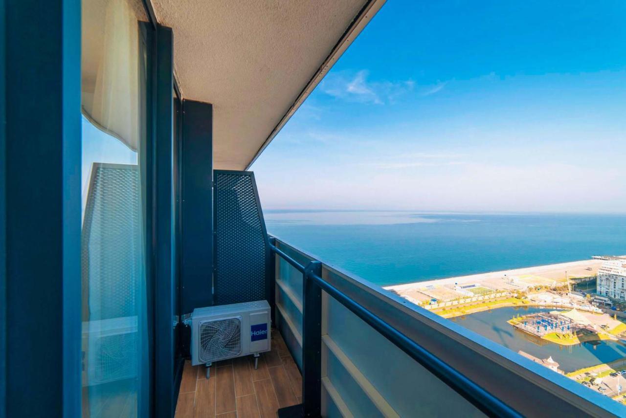 Elegance Sea View Aparthotel In Orbi City บาทูมิ ภายนอก รูปภาพ