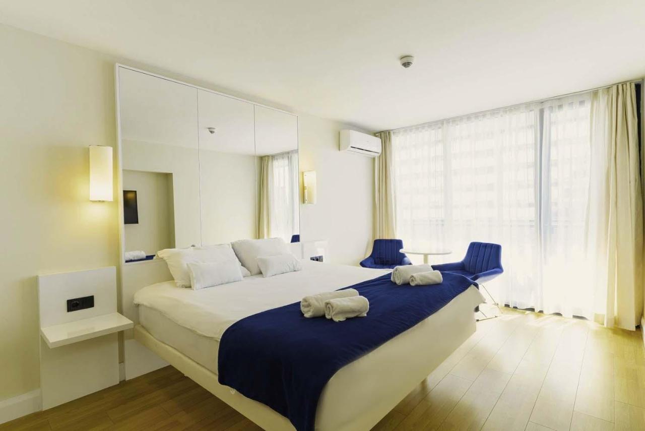 Elegance Sea View Aparthotel In Orbi City บาทูมิ ภายนอก รูปภาพ