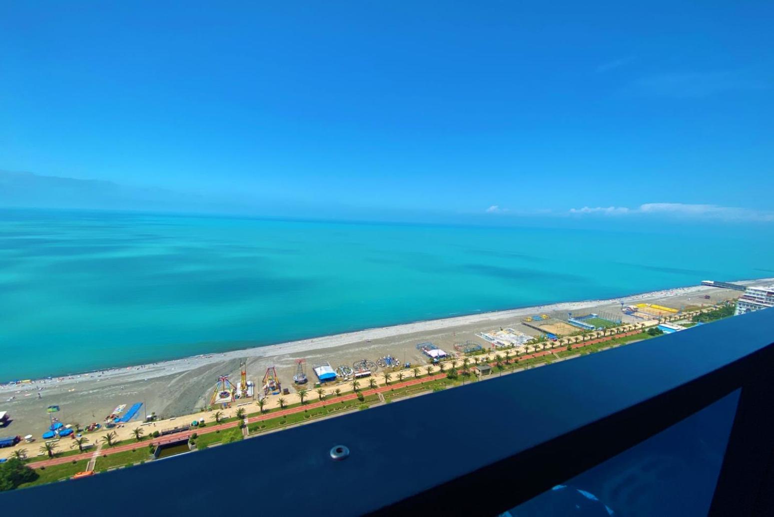 Elegance Sea View Aparthotel In Orbi City บาทูมิ ภายนอก รูปภาพ